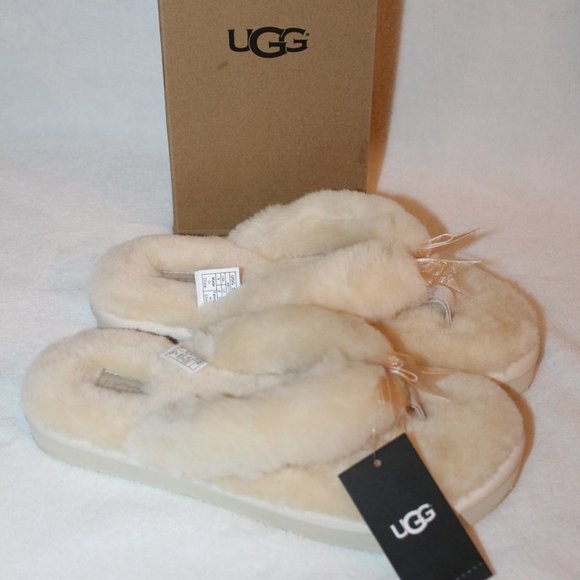 ugg flip flop slippers